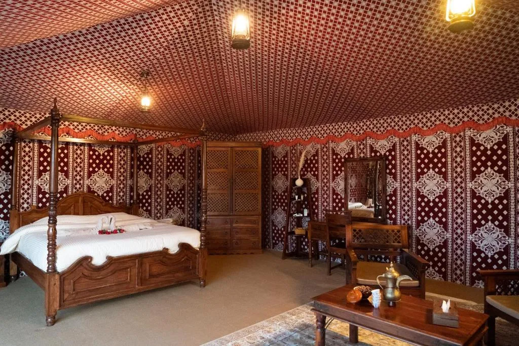Al Marmoom Oasis “Luxury Glamping & Bedouin Experience”