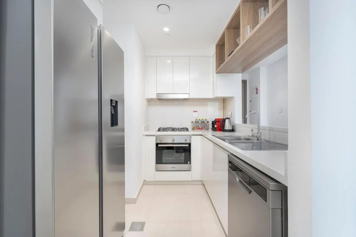 Beautiful 2-BR Flat in Downtown Luxury City Living at Its Best - 2