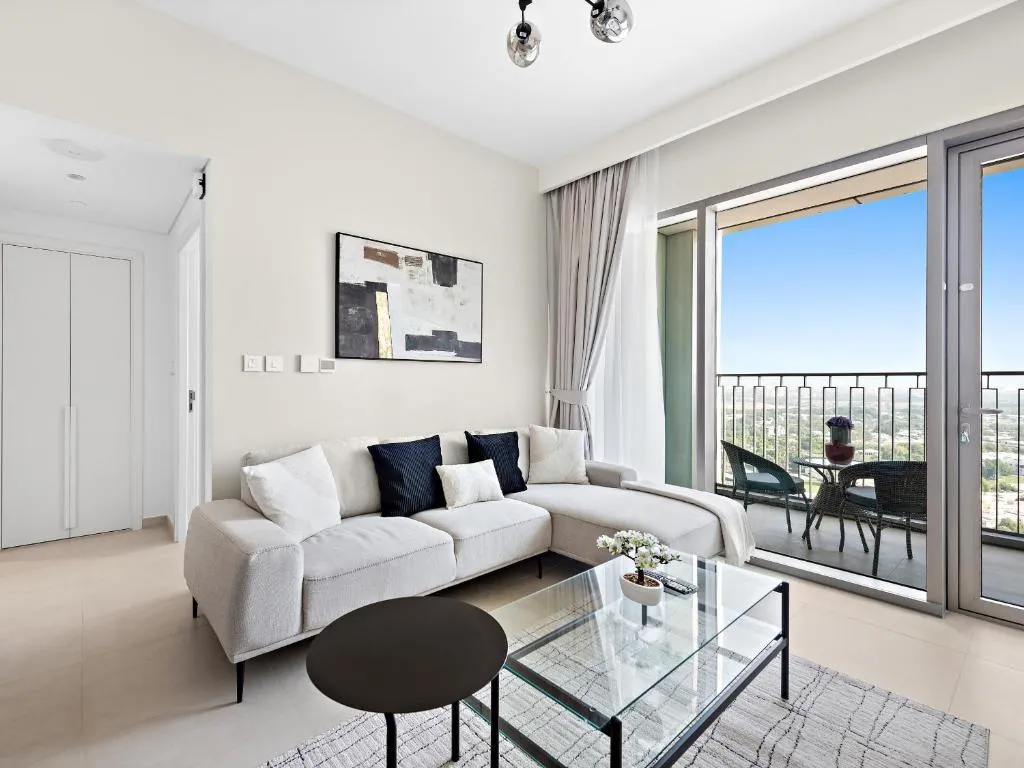 Brand New Elegant 1BDR Direct Access to Dubai Mall