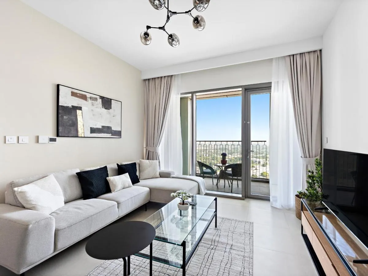Brand New Elegant 1BDR Direct Access to Dubai Mall - 2