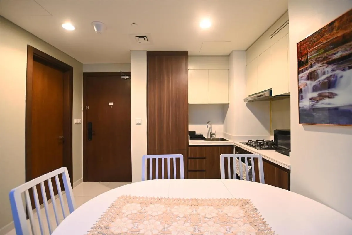 Brown Stone Holiday Homes Reva Residences - 3