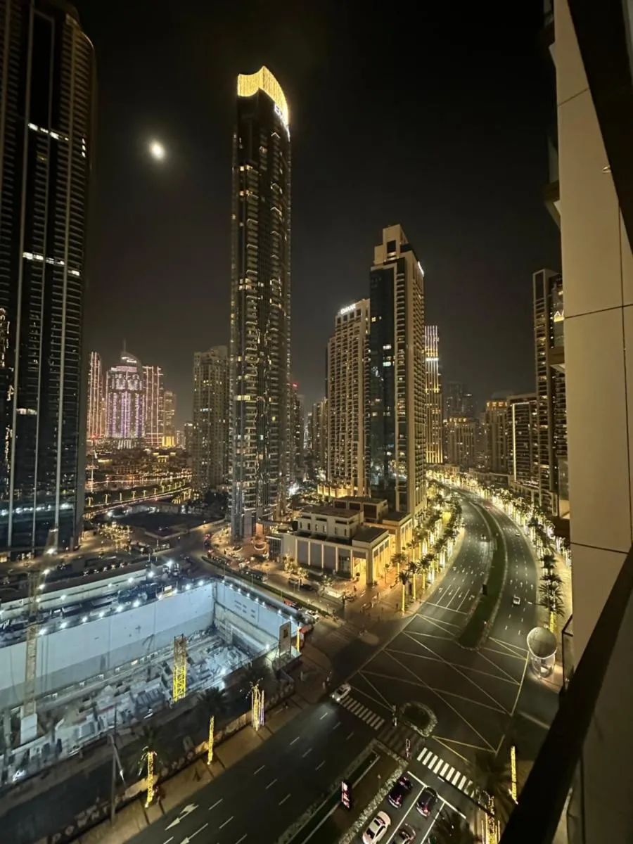 Burj Crown 2BR Apartment with Panoramic Burj Khalifa View - 3