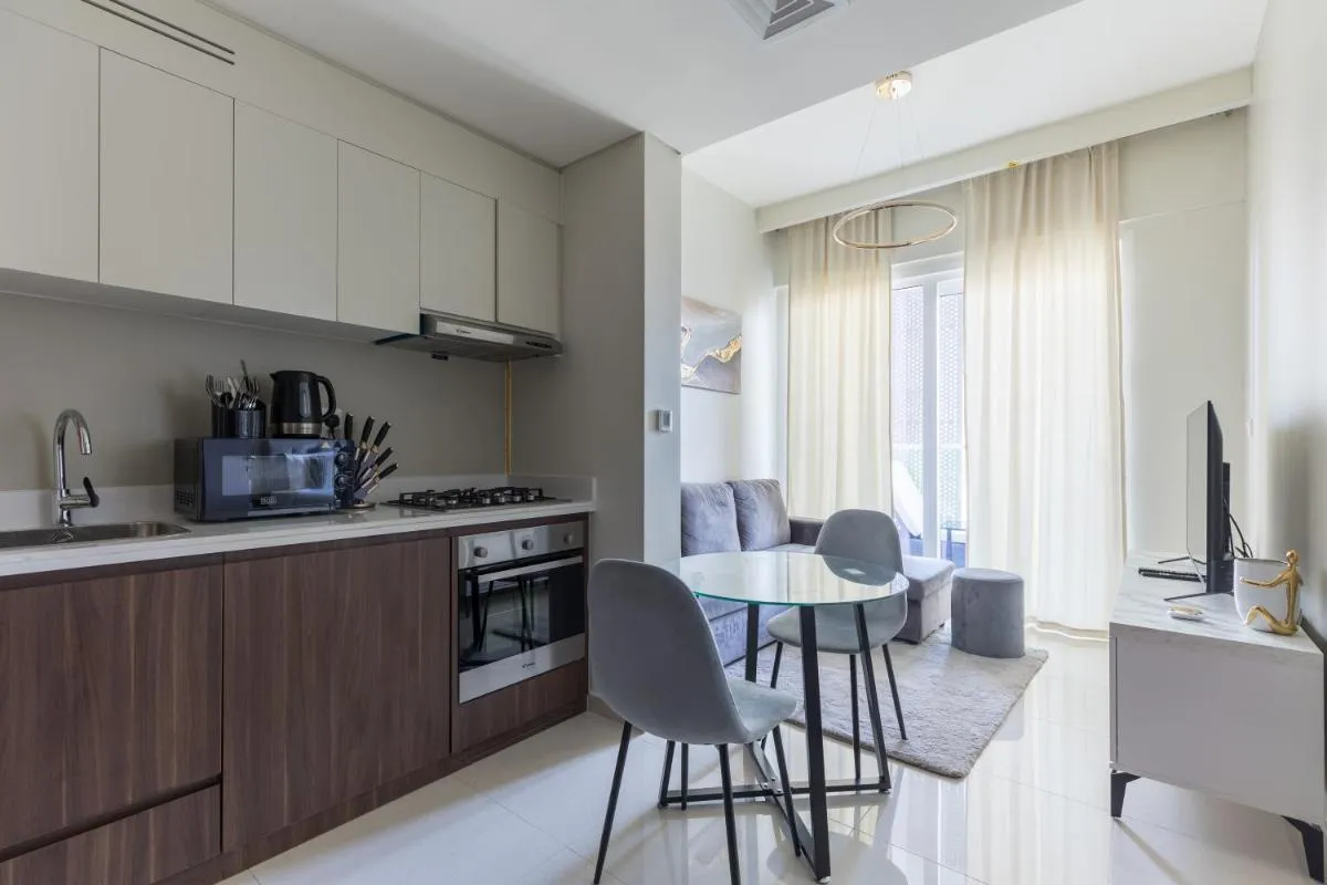 Business Bay Gem1 Bd Apt With Scenic Canal Views - 2