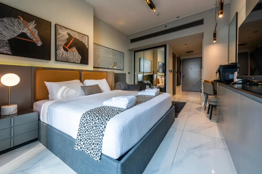 Canal View Studio – Near Dubai Mall – MAG 318