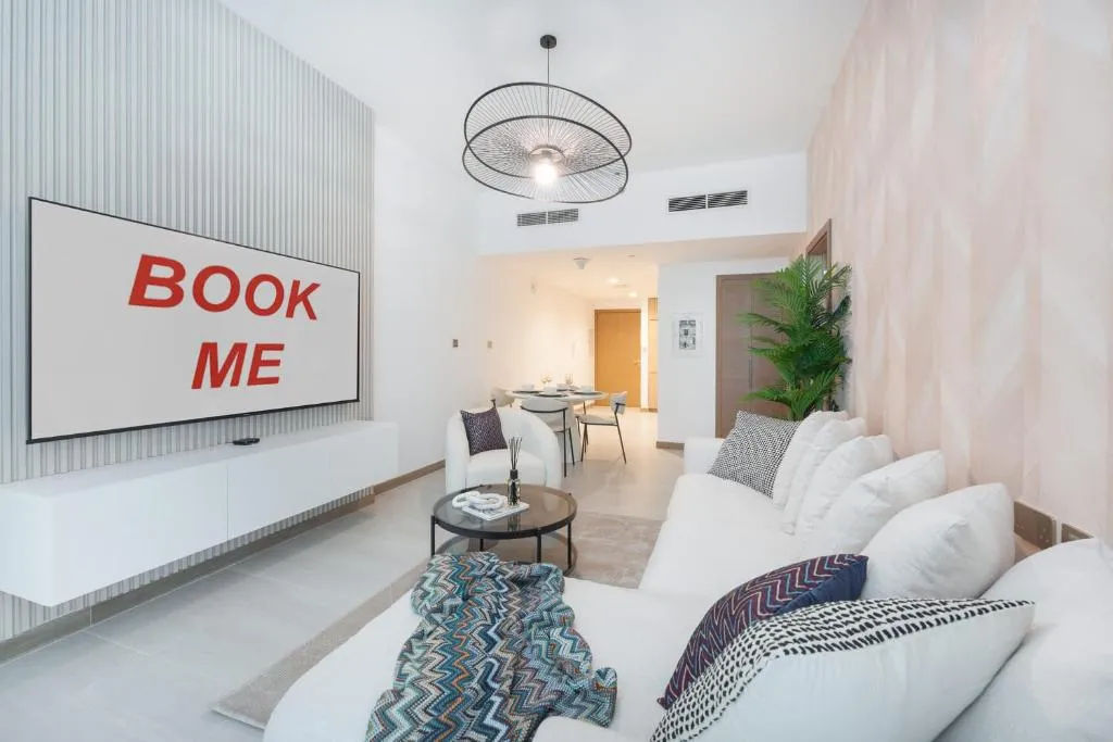 Captivating 1-Bedroom Apartment near Burj Khalifa in Business Bay