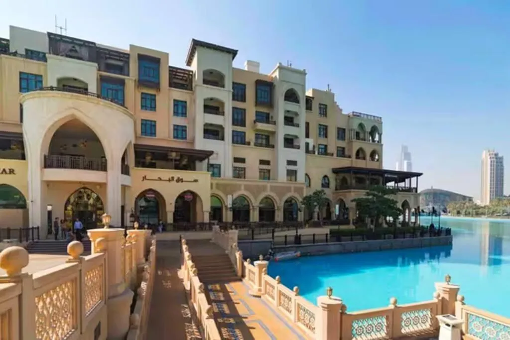 Chalet Homes Apartment Near Burj Khalifa and Dubai Mall - 2