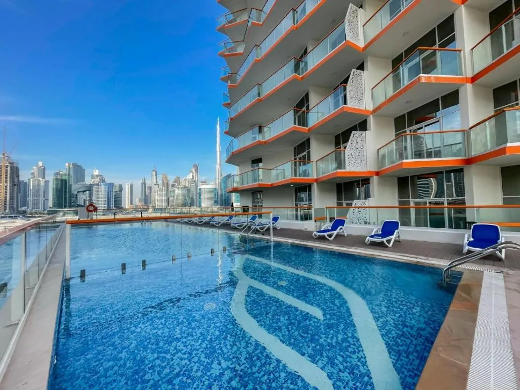 Cozy Studio With Dubai Water Canal View in Business Bay - 3