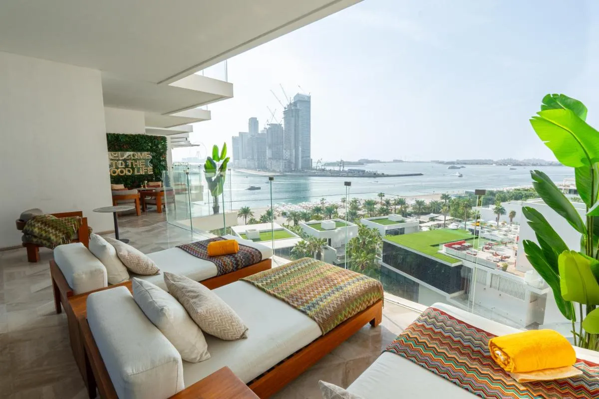 Daniels Stunning 2BR with Full Sea View at Five - 2
