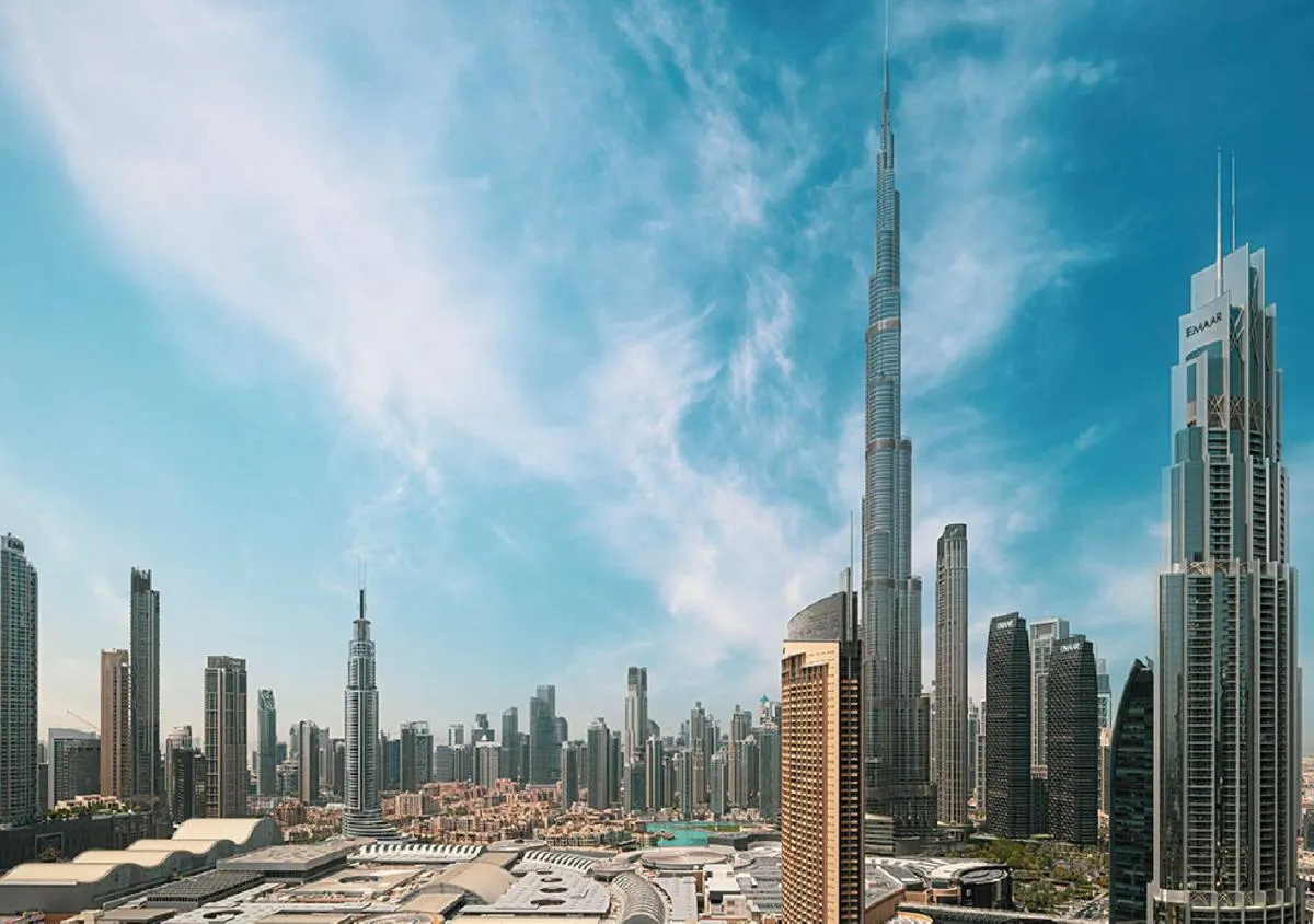Downtown Burj Khalifa View 2BR Apartment - 2