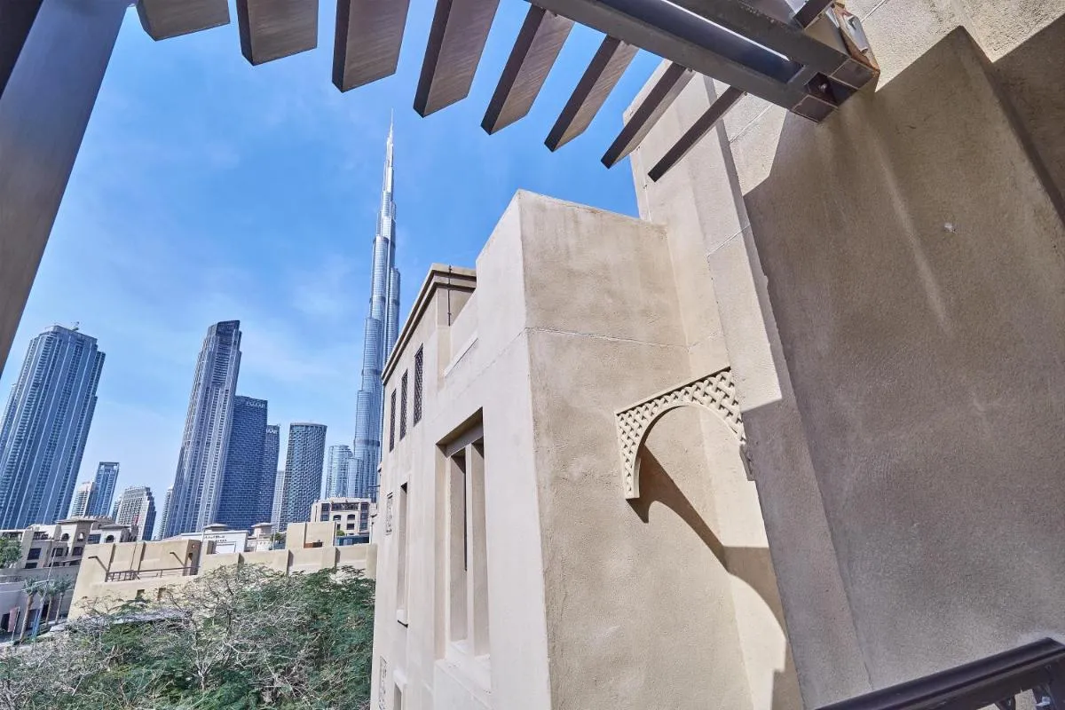 Downtown Burj view partial Yansoon 1BR heart & Soul old town Beside Dubai mall Burjh Khalifa Golden Homes - 2