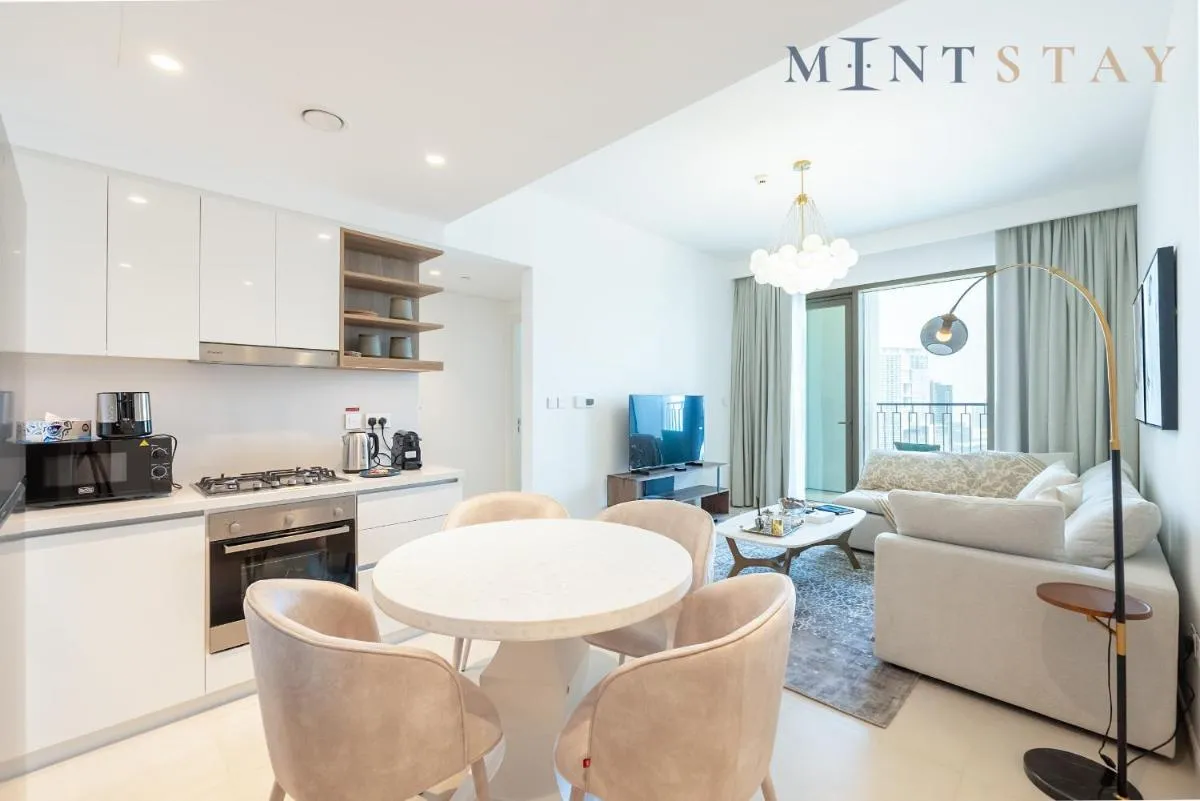 Downtown Views II City View, Downtown Dubai – Mint Stay - 2
