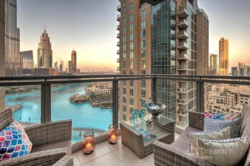 Dream Inn Apartments – Burj Residences Burj Khalifa View