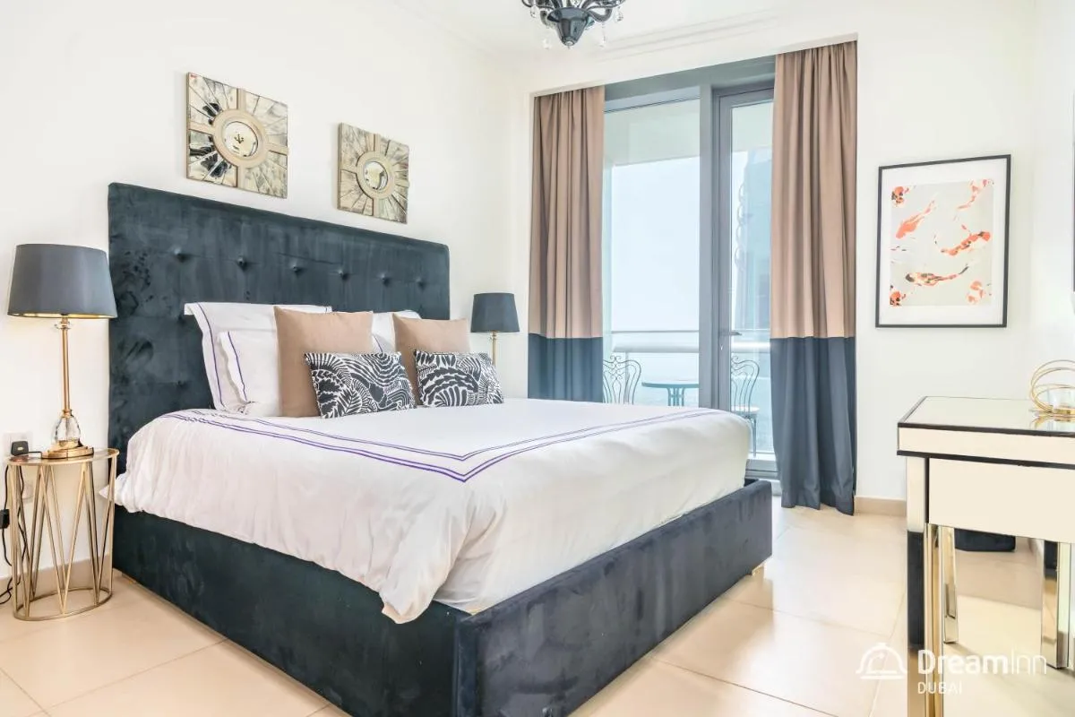 Dream Inn Dubai Apartments- Burj Vista - 3