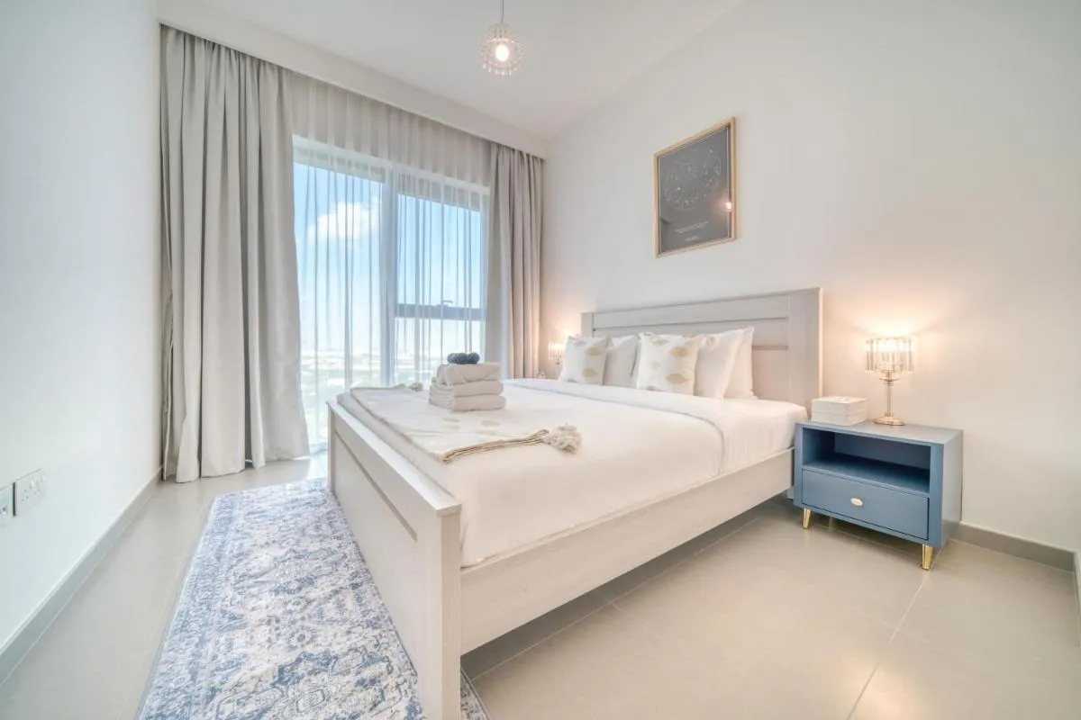 Dubai Elegance: 1BR with DIFC & Zabeel Views - 2
