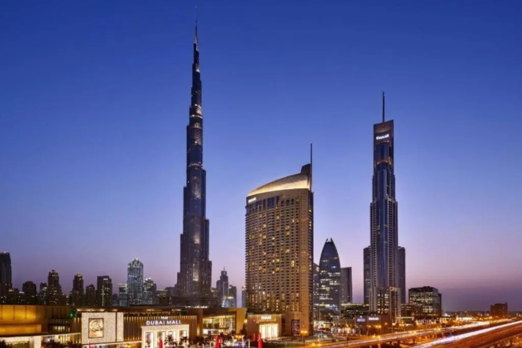 Dubai Mall Fashion Avenue Burj Khalifa View – Formerly Address Dubai Mall