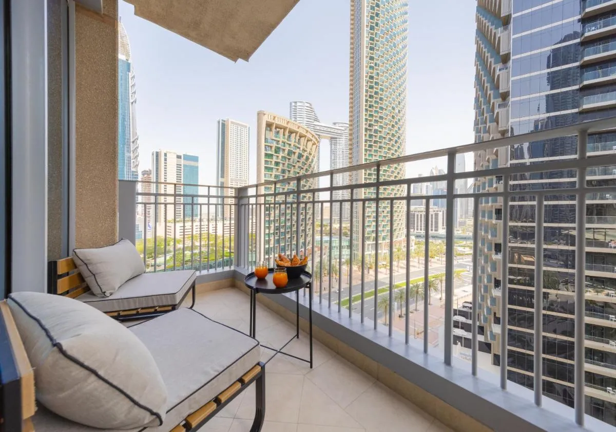 EDEN’S Homes & Villas – Standpoint Residences - 3