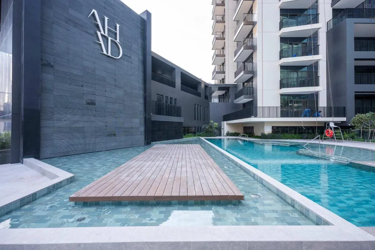 Elegant 1-Bedroom Apartment, Near to Burj Khalifa - 2