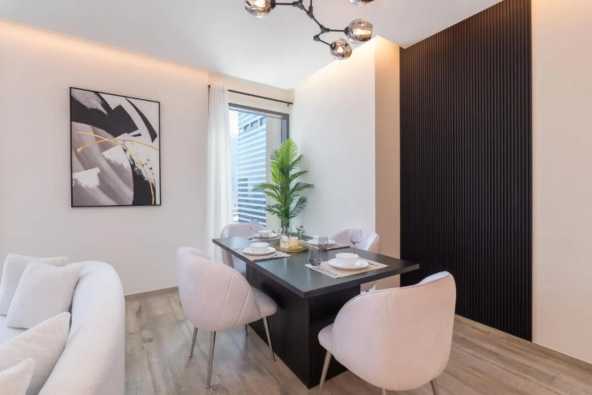 Elegant 1-Bedroom Apartment, Near to Burj Khalifa - 3