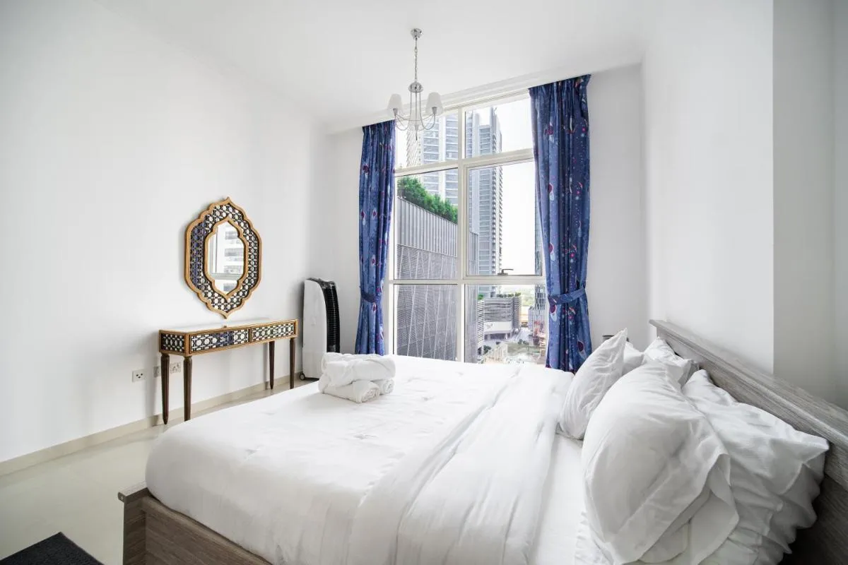 Elegant Escapes – Homely 1B in Dunya Tower - 2