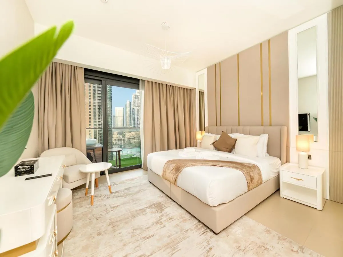 Exquisite 2 Bedroom Apartment I Burj Khalifa & Fountain Views I Free Gym, Pool, Parking, Wi-Fi and PS5 I by Skyline Serenity - 2