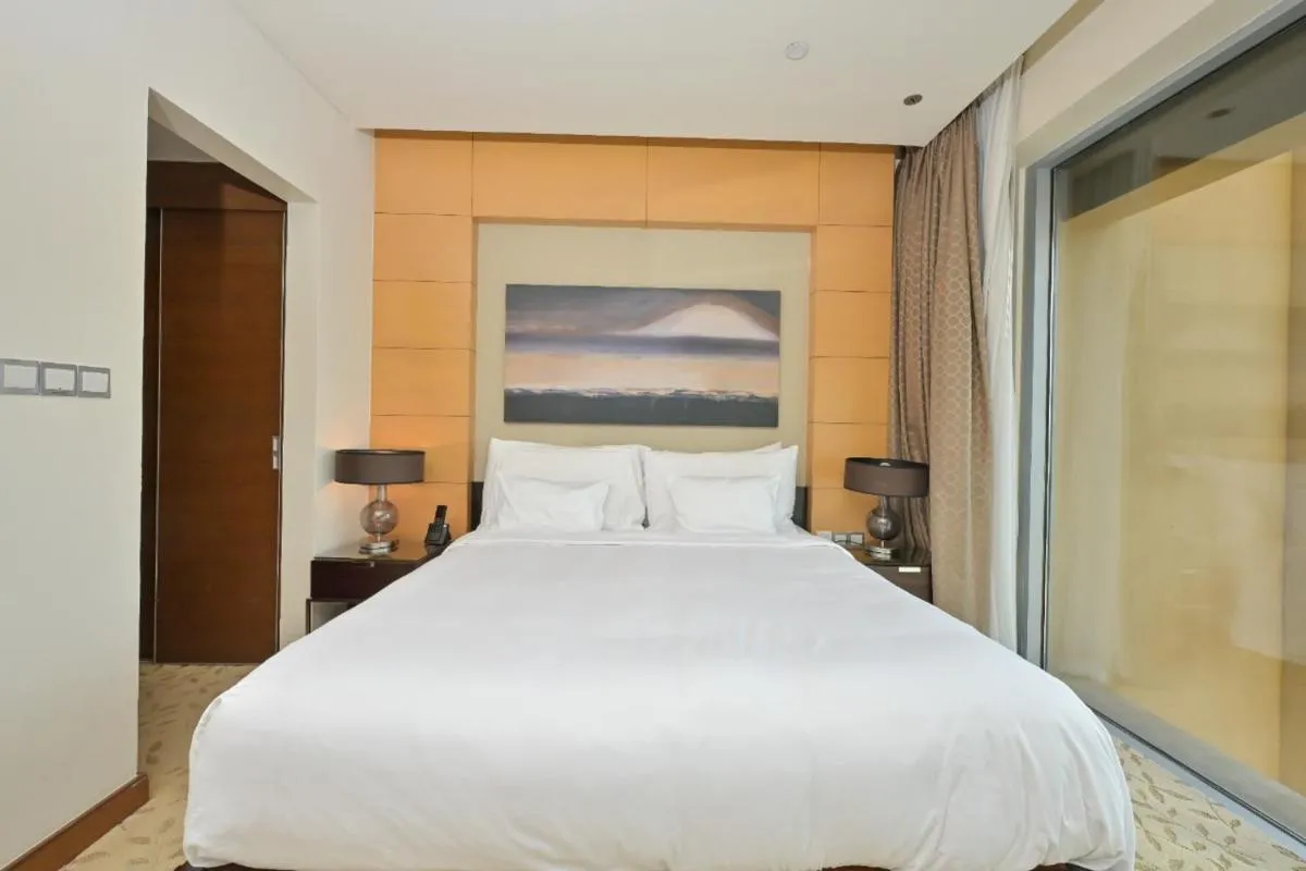 FAHH – Spacious Studio in Emaar Fashion Avenue - 3