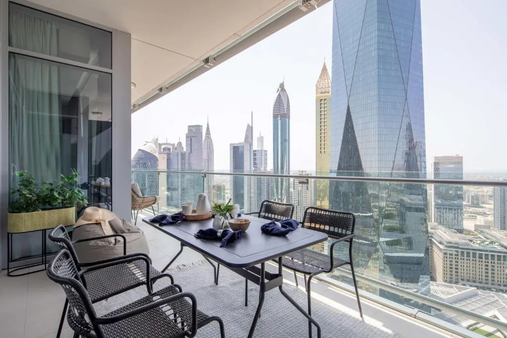 Frank Porter – Burj Daman