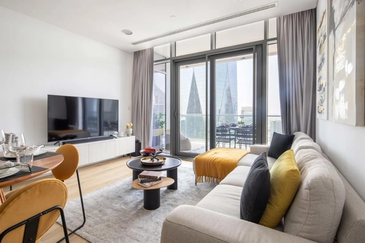 Frank Porter – Burj Daman - 3