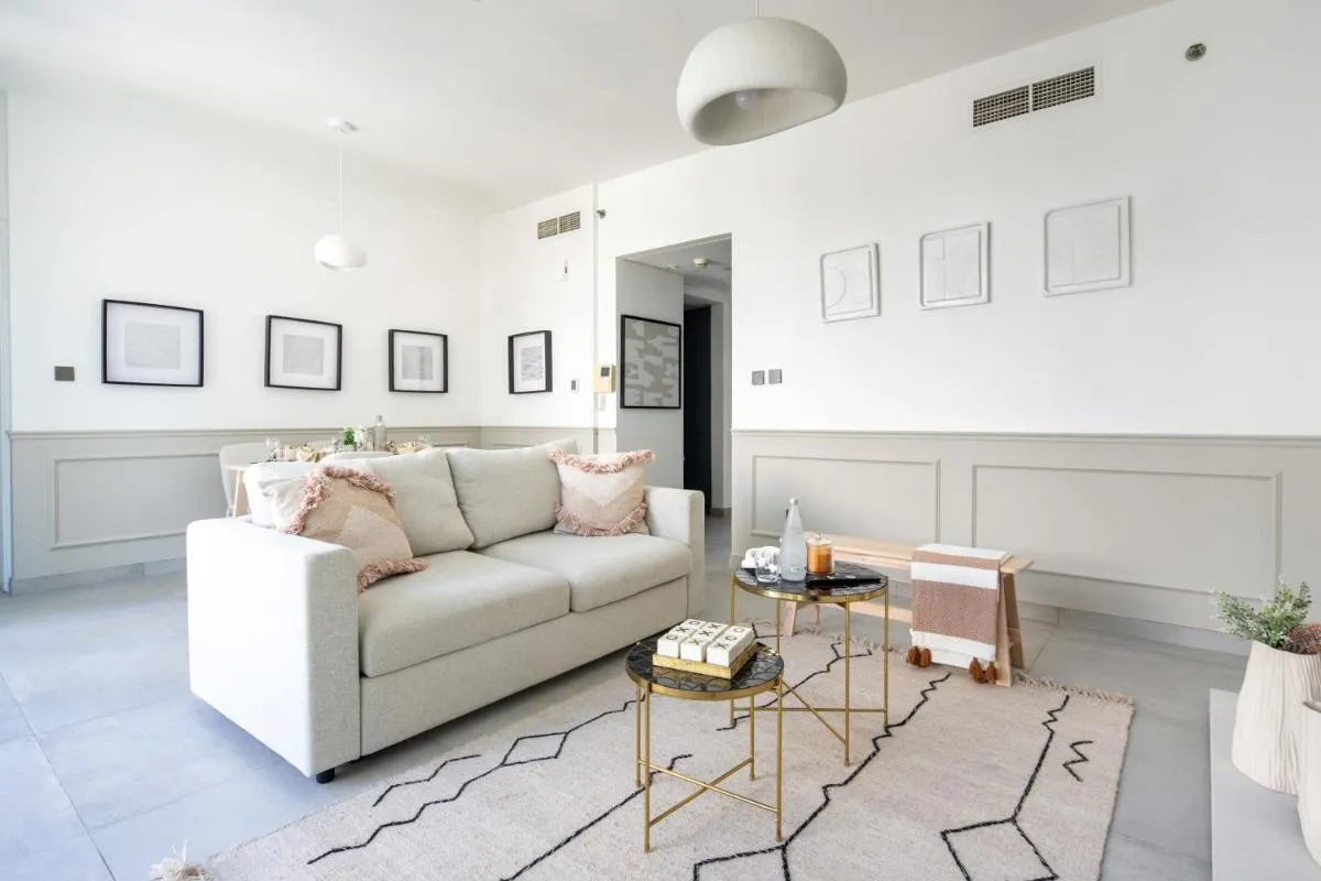 Frank Porter – The Lofts - 2