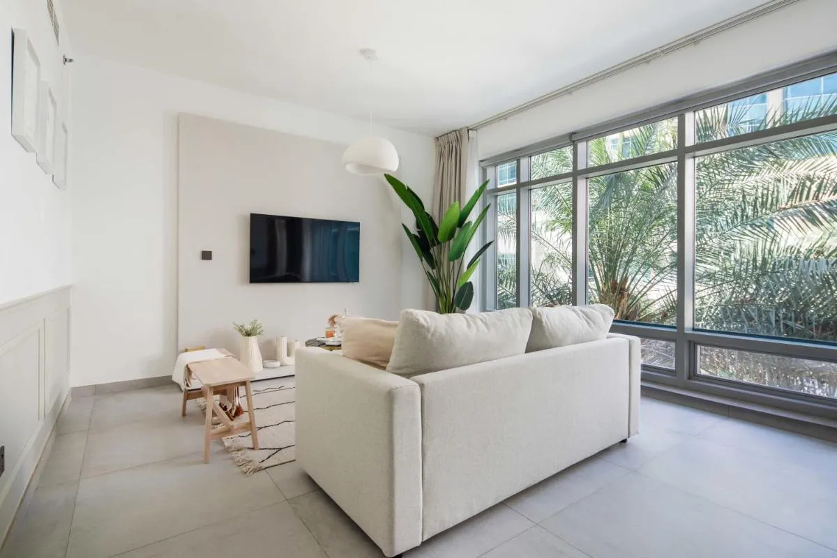 Frank Porter – The Lofts - 3