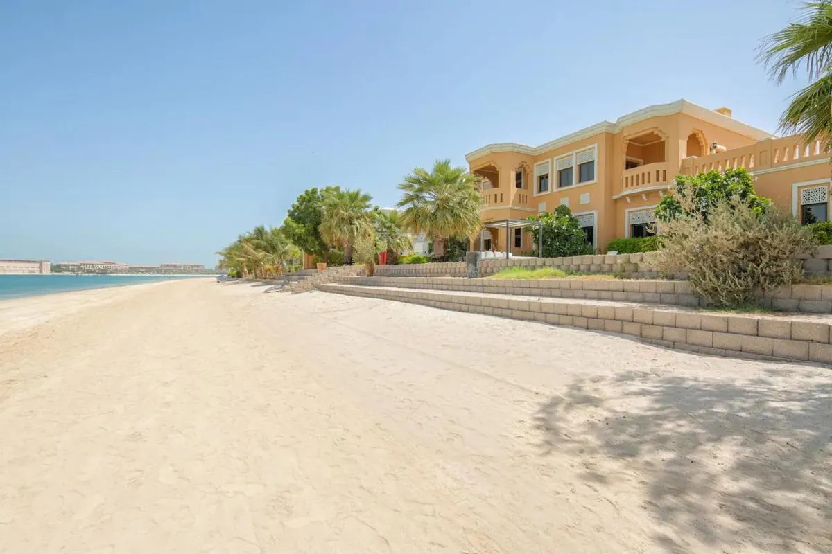 Frond F, Beachfront Villa, Palm Jumeirah – Mint Stay - 2