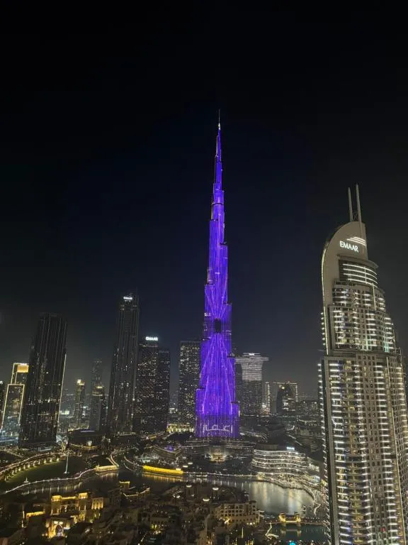 Full Burj Khalifa Fountain View