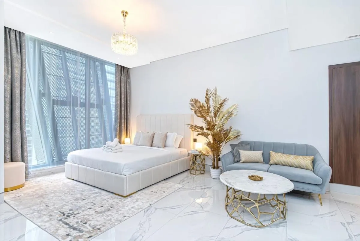 Futuristic Flat! 5min To Dubai Mallpool And Gym - 3
