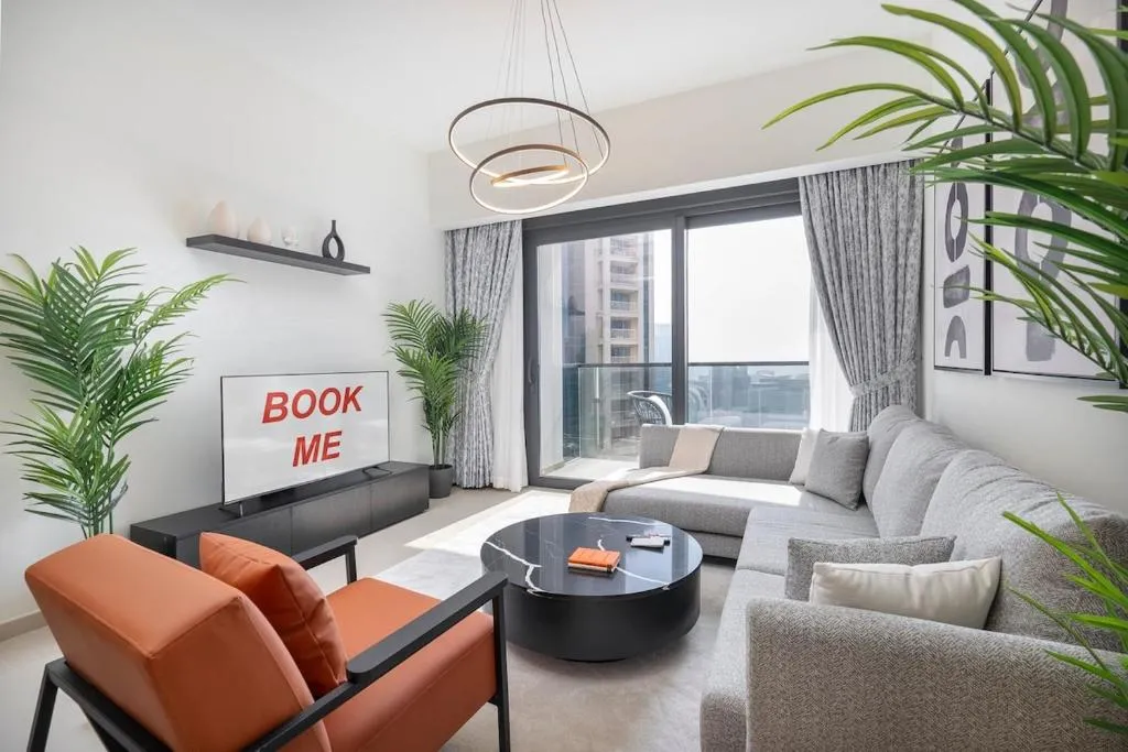 Gorgeous 2-Bedroom in Downtown Dubai, Near Burj Khalifa!