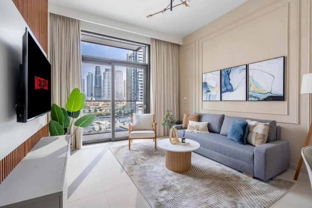 GuestReady – Burj Khalifa views from Burj Crown