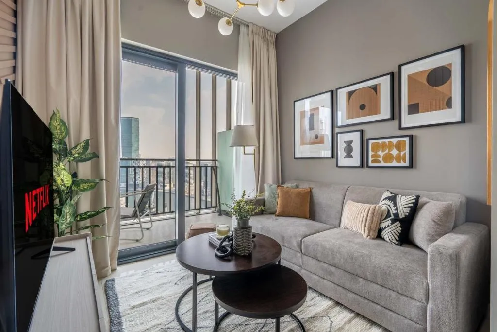 GuestReady – Dubai Discovery near Burj Khalifa