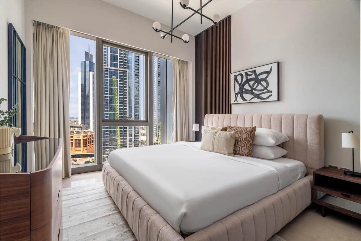 GuestReady – Luxurious home in Downtown Dubai - 3