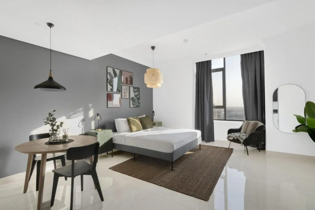 GuestReady – Modern Grey with Pool and Gym