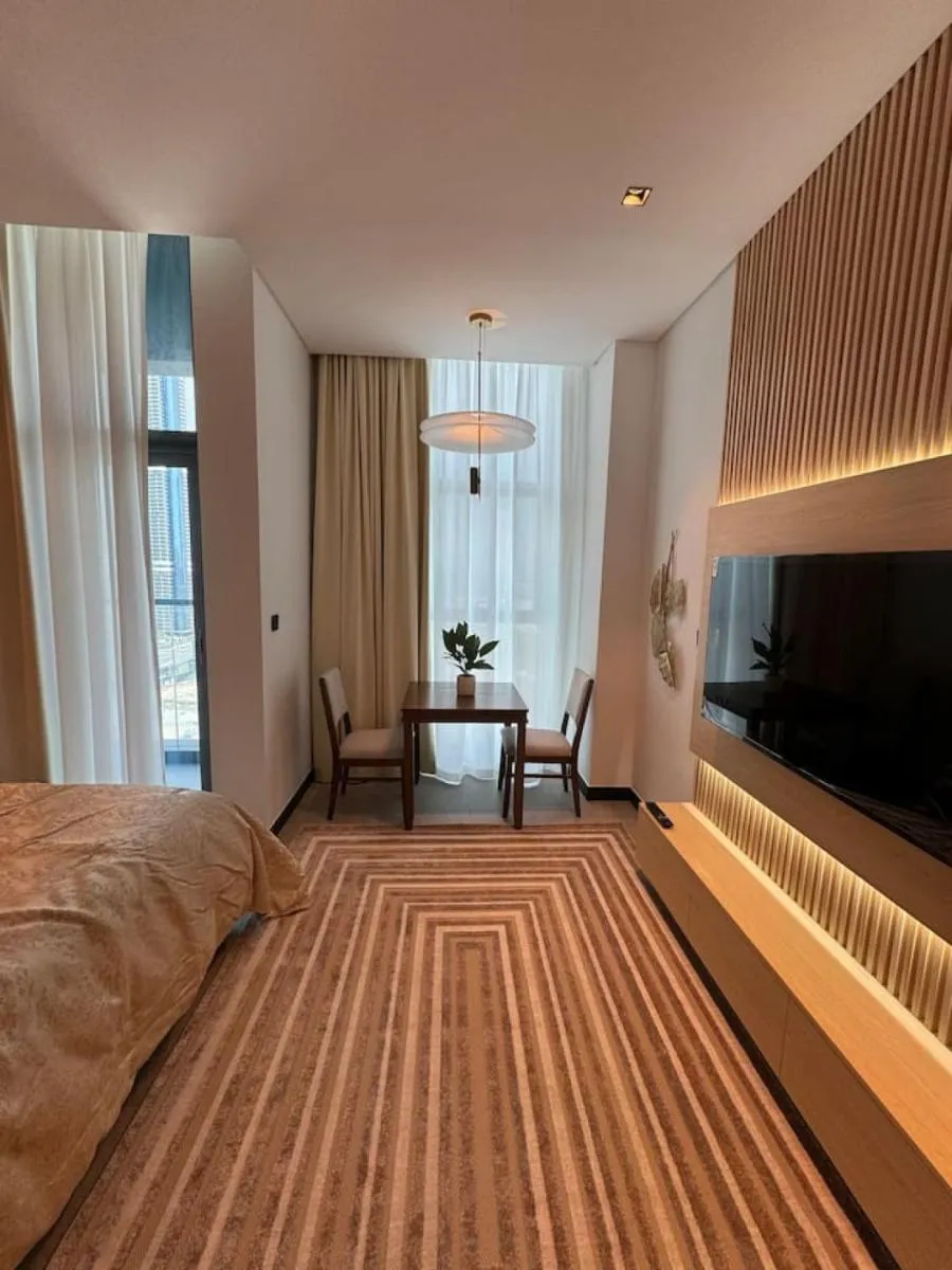 HZE8 Executive Studio Best Canal View - 2