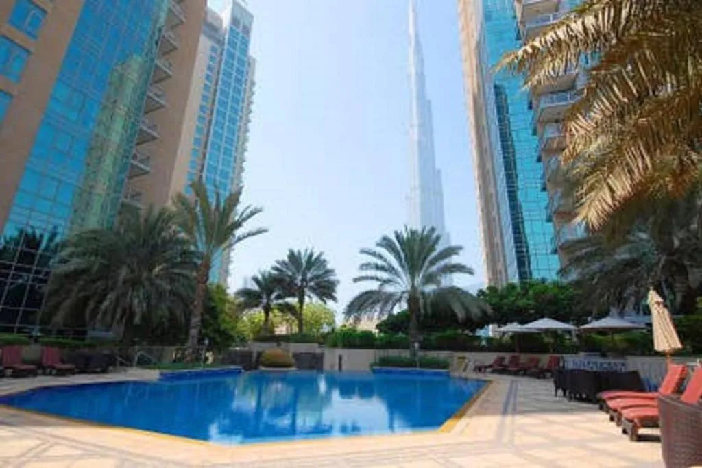 HiGuests – Charming Apt with Terrace Facing Burj Khalifa