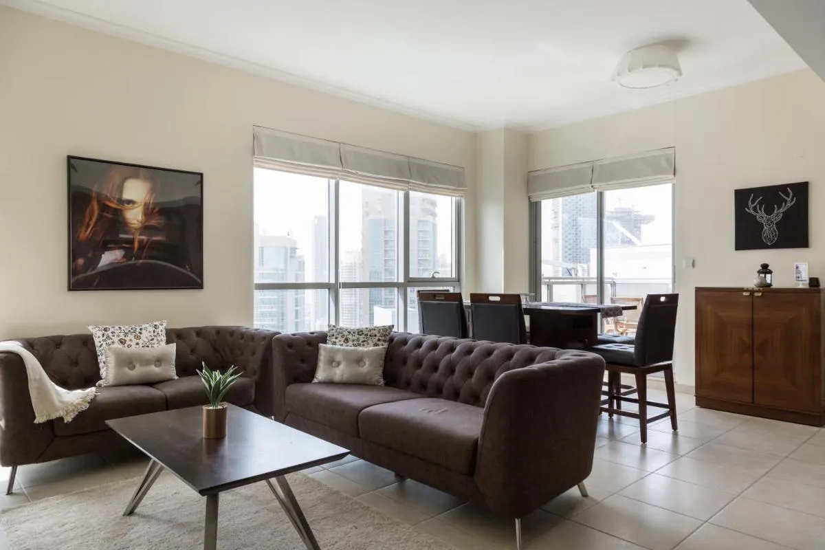 HiGuests – Charming Apt with Terrace Facing Burj Khalifa - 2