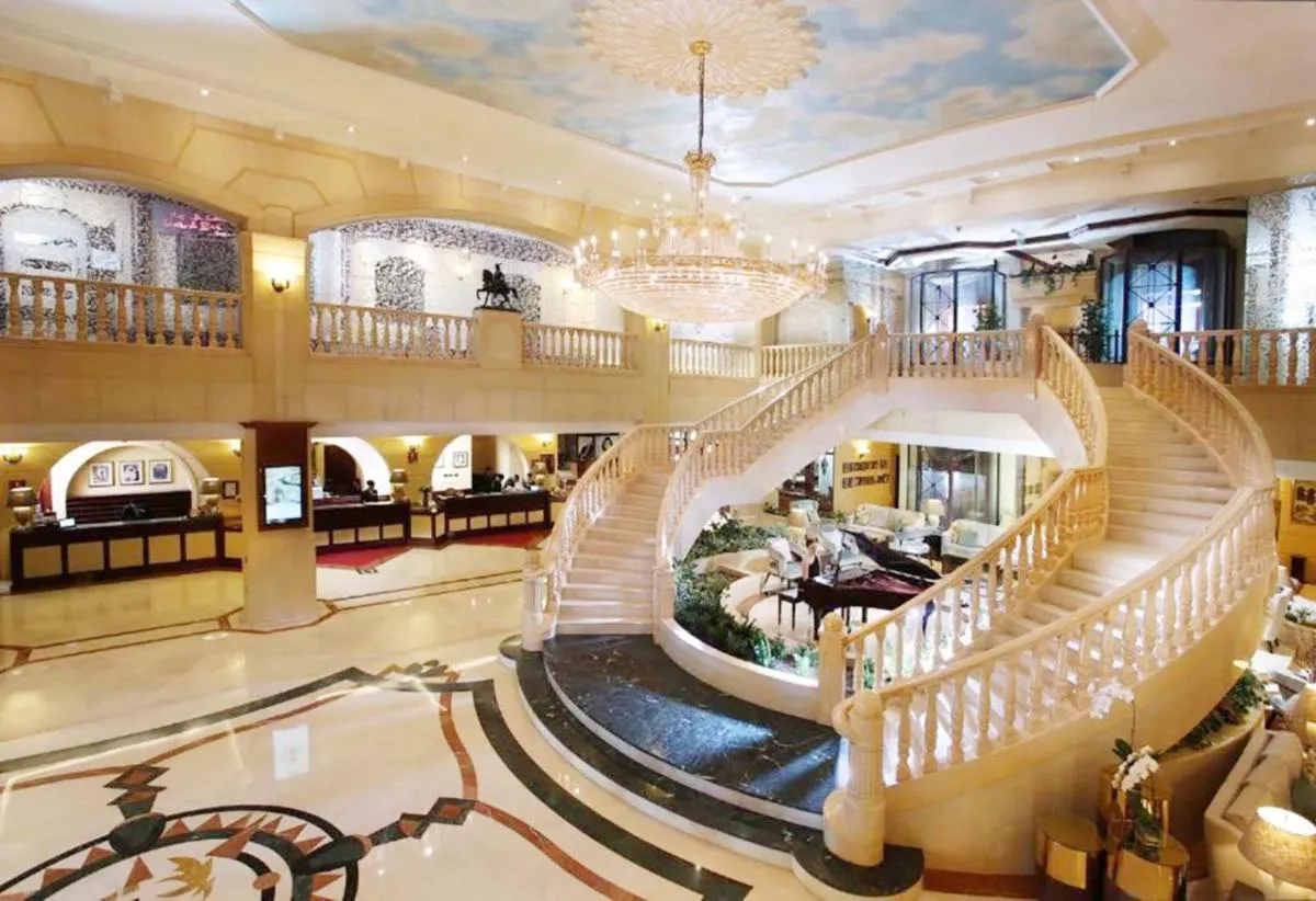Knight Castle Hotel – Formerly known as Carlton Palace Hotel - 3