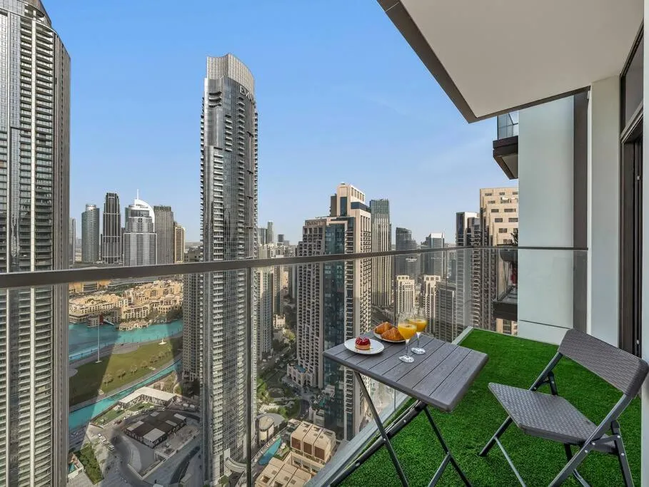 LUX 1BR Burj Khalifa and Fountain Views - 2