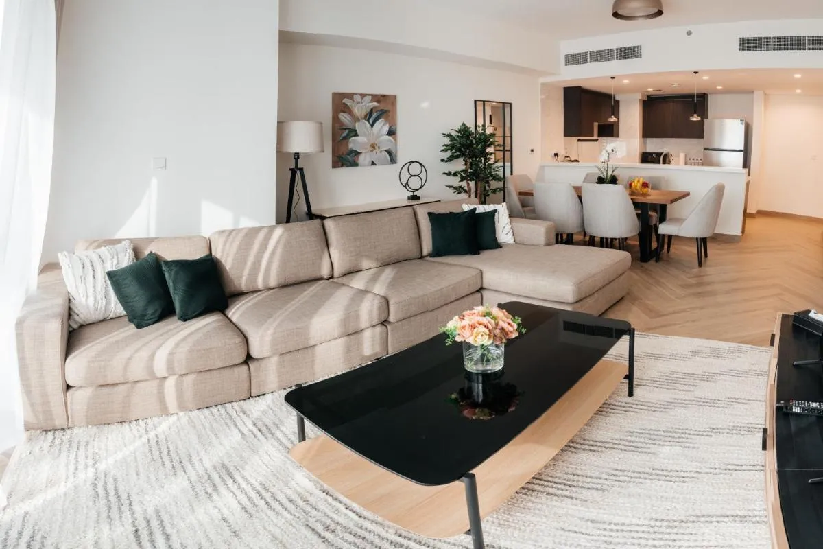 LUXE 2BR at 1 RESIDENCES WASL NEAR METRO STATION - 2