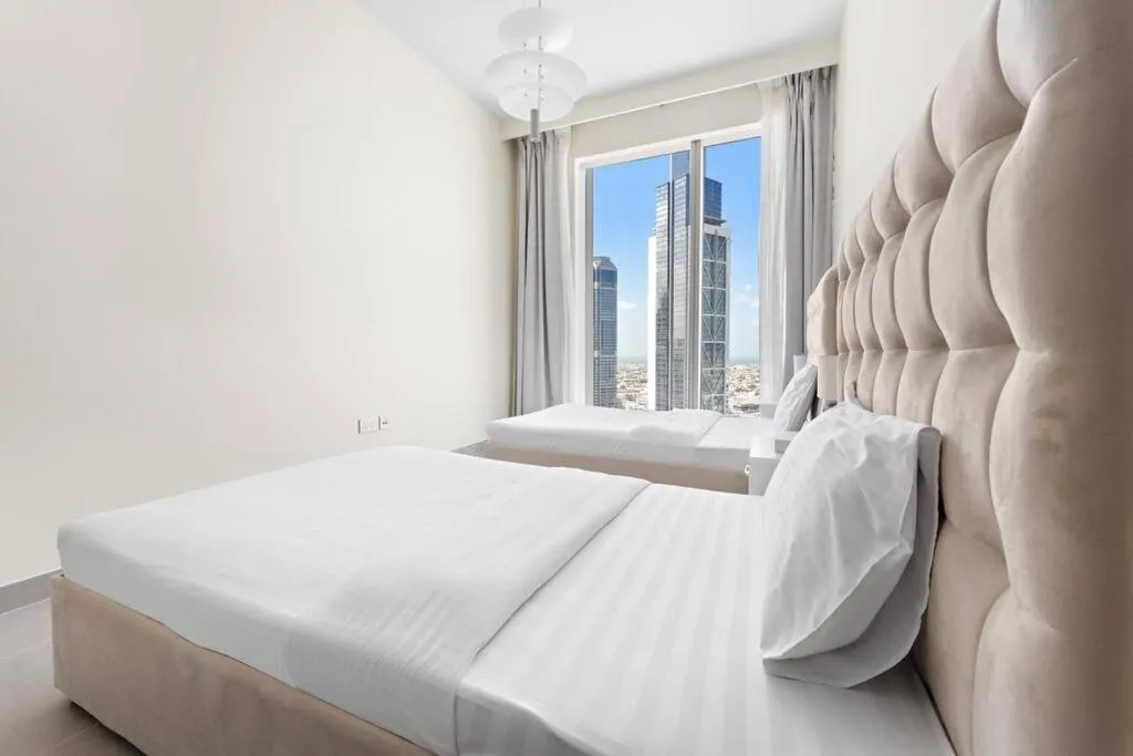 Lavish Forte Tower 2BR in the Heart of Downtown - 2