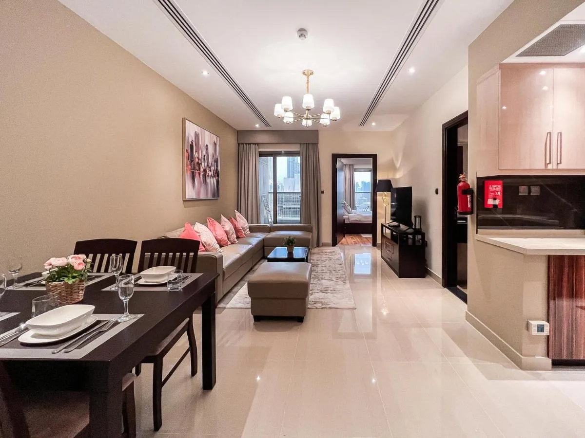 Luton Vacation Homes – Elite Downtown Residence, Burj Khalifa View Dubai – 19AB01 - 2
