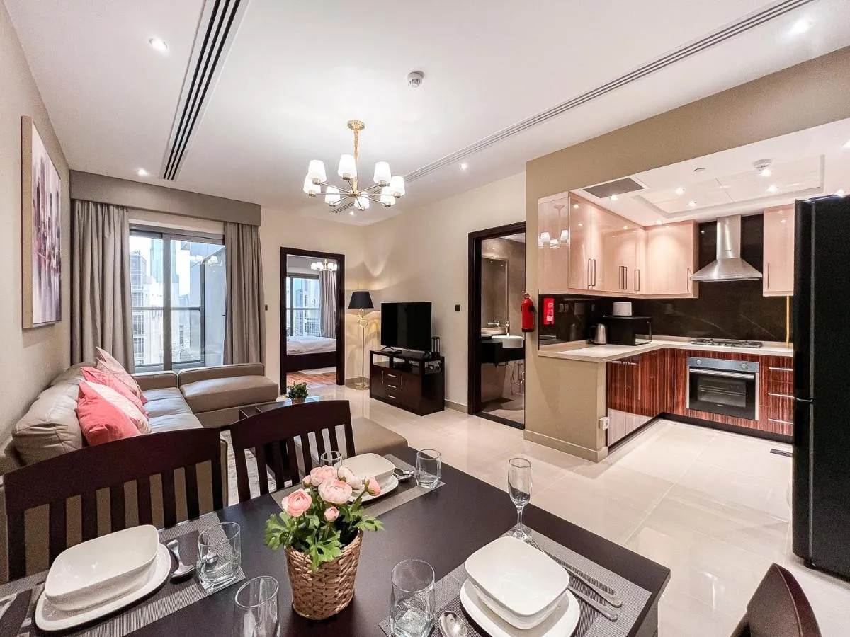 Luton Vacation Homes – Elite Downtown Residence, Burj Khalifa View Dubai – 19AB01 - 3
