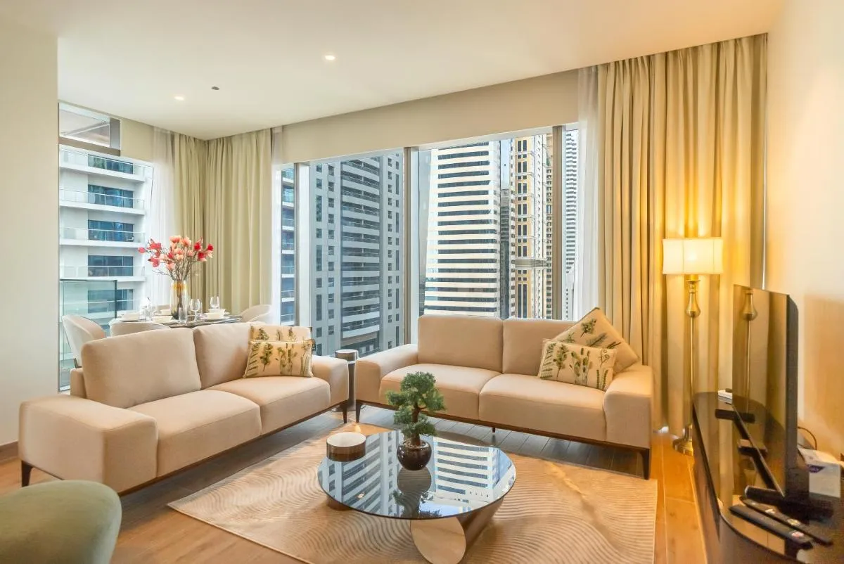 Luton Vacation Homes – Tranquil 2BR Haven in the Heart of Dubai Marina- 28AB04 - 2