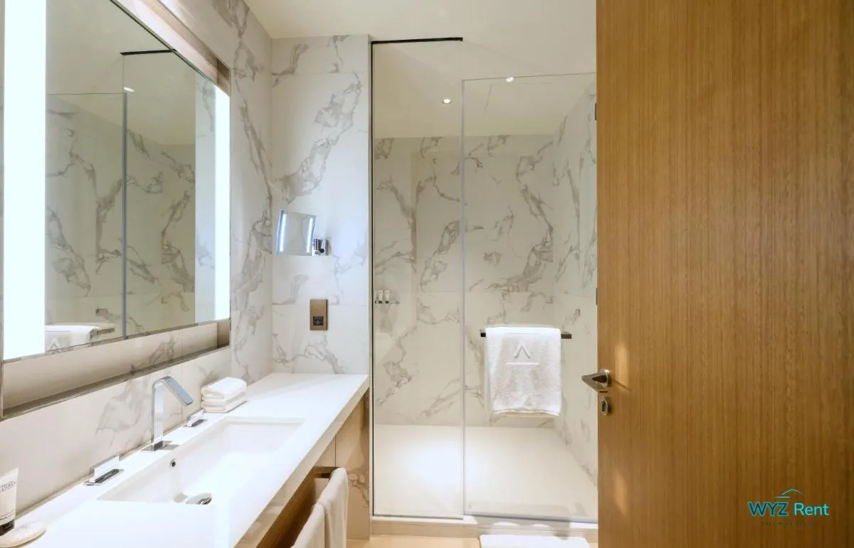 Luxe 3BR in Address Opera with Burj Khalifa View - 2