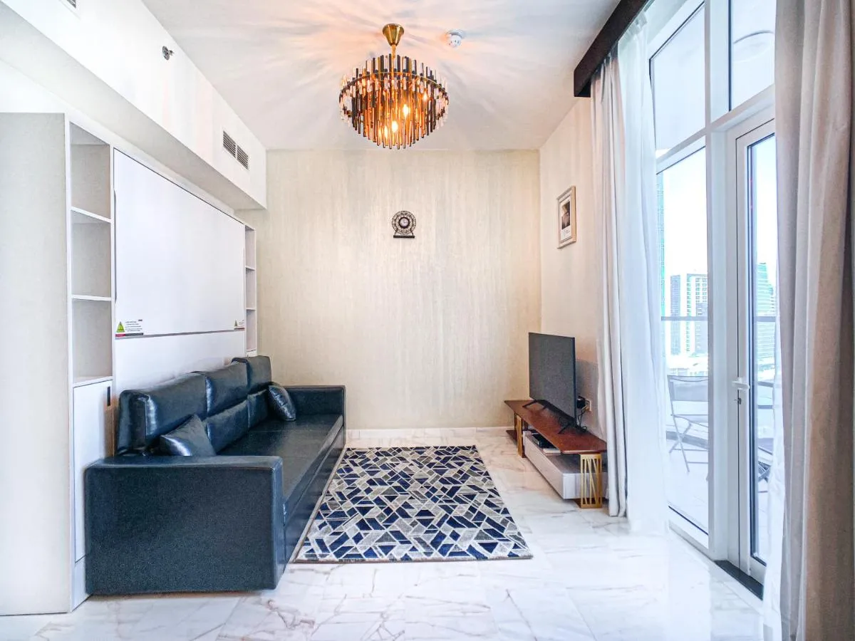 Luxurious 1BDR In Heart of Dubai- Business Bay 12 - 2