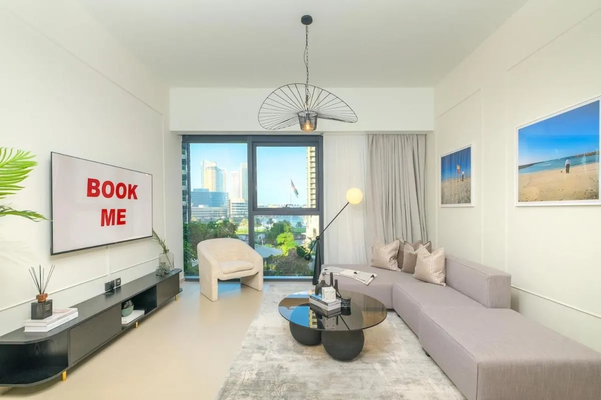 Luxurious 2-Bedroom Escape with Burj Khalifa Views at Act One in Downtown Dubai - 3